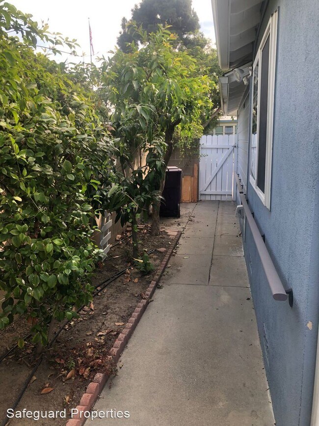 Foto del edificio - 3 br, 2 bath House - 1817 N. Britton Dr.