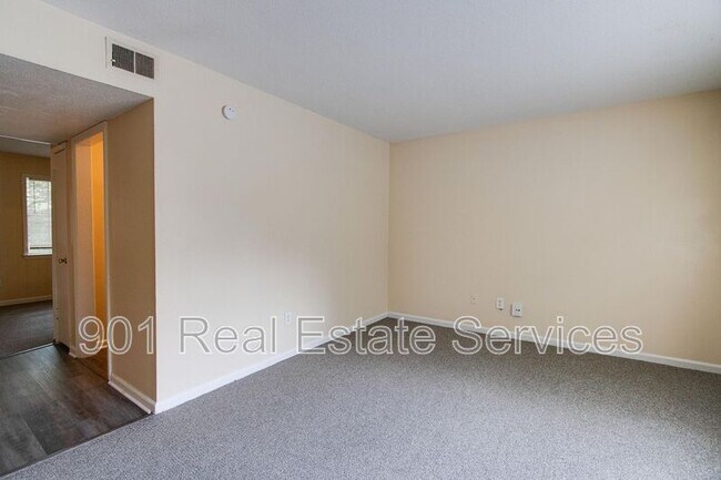 Building Photo - 2996 Stage Park Pl