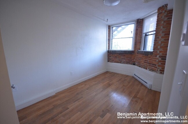 Building Photo - 1308 Commonwealth Ave