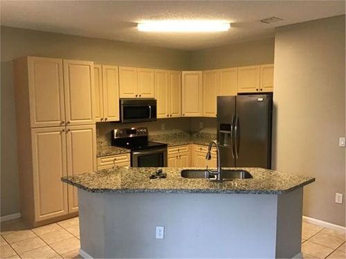 Foto del edificio - 5022 SW 155th Terrace