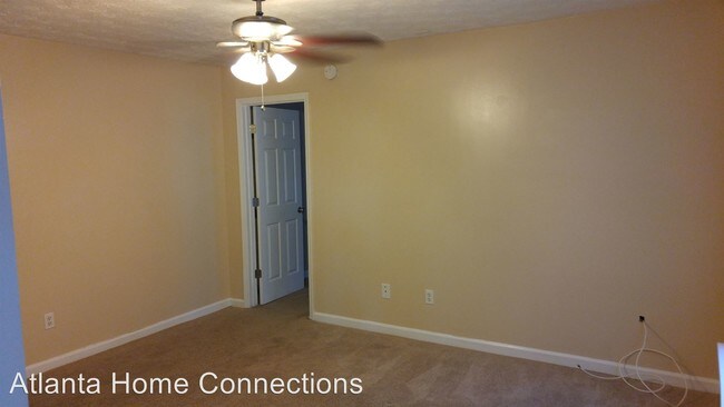 Building Photo - 61 Twin Lakes Rd