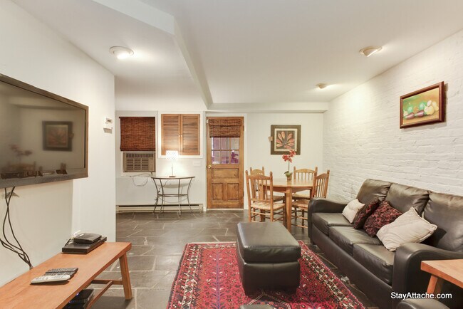 Building Photo - 2434 20th Street NW Apt B
