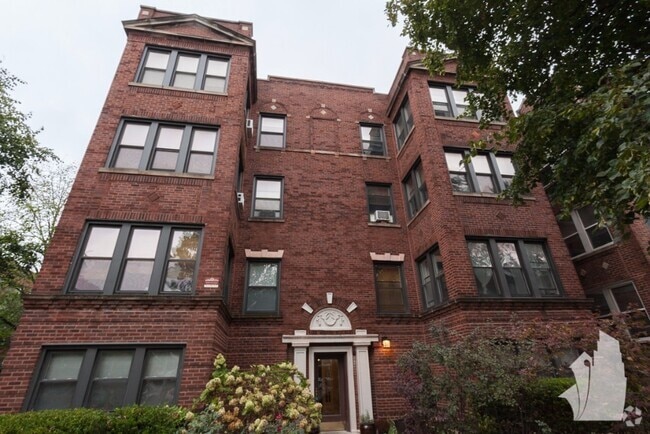 Building Photo - 4904 N Rockwell St