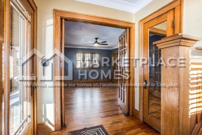 Foto del edificio - 310 Scott Ave NW