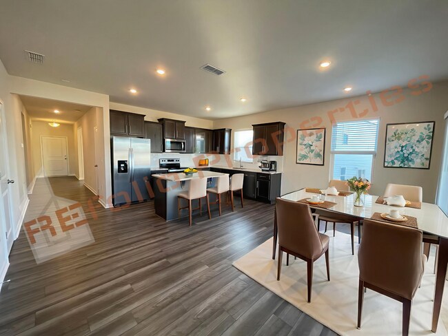 Foto del edificio - Beautiful Ranch-Style 4 Bedroom, 2 Bath Home – 2-Car Garage in West 540, Raleigh, Available March...