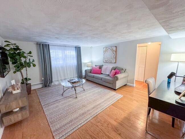 Photo - 1 bedroom in Brookline MA 02445 Apartment