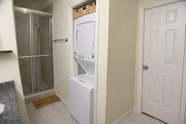 Foto del edificio - 10049 Westpark Dr