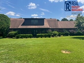 Building Photo - 8512 AR-5