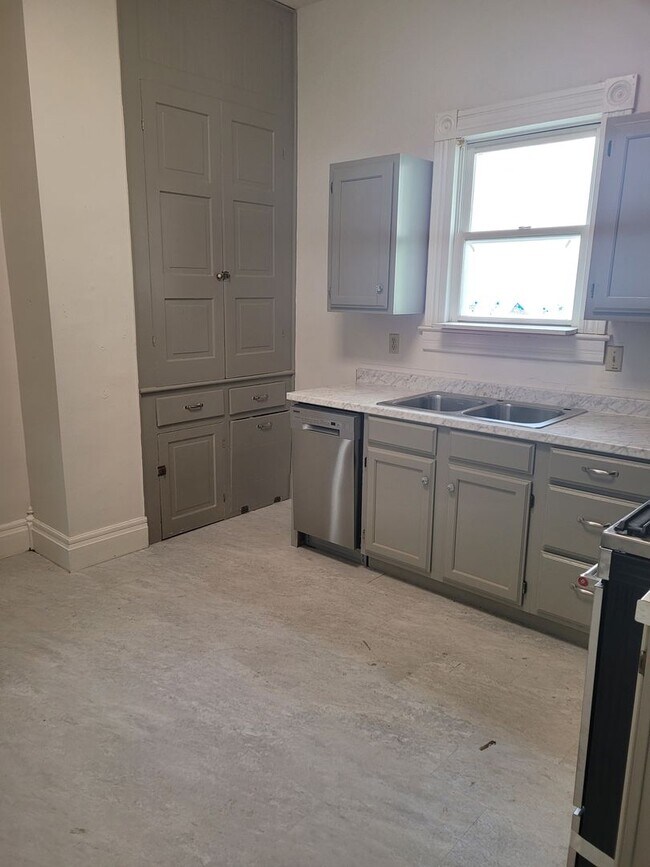 Foto del edificio - Nice 2Bed/1Bath Cottage