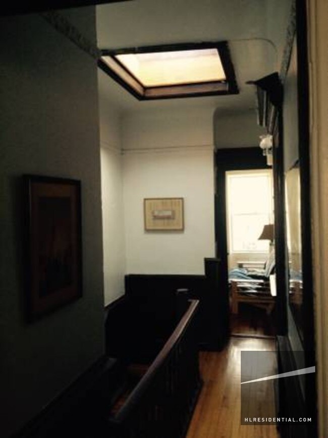 Foto del edificio - 894 Saint Johns Pl