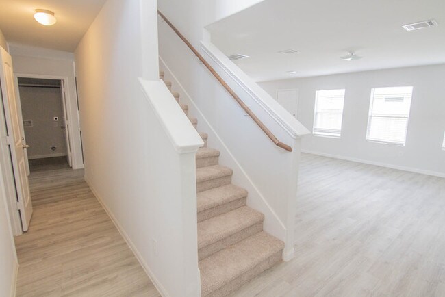 Building Photo - Adelaide - 5523 Tobins Gully Drive, Katy, ...