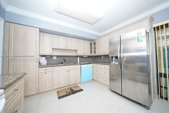 Building Photo - 6655 Spring Bottom Way