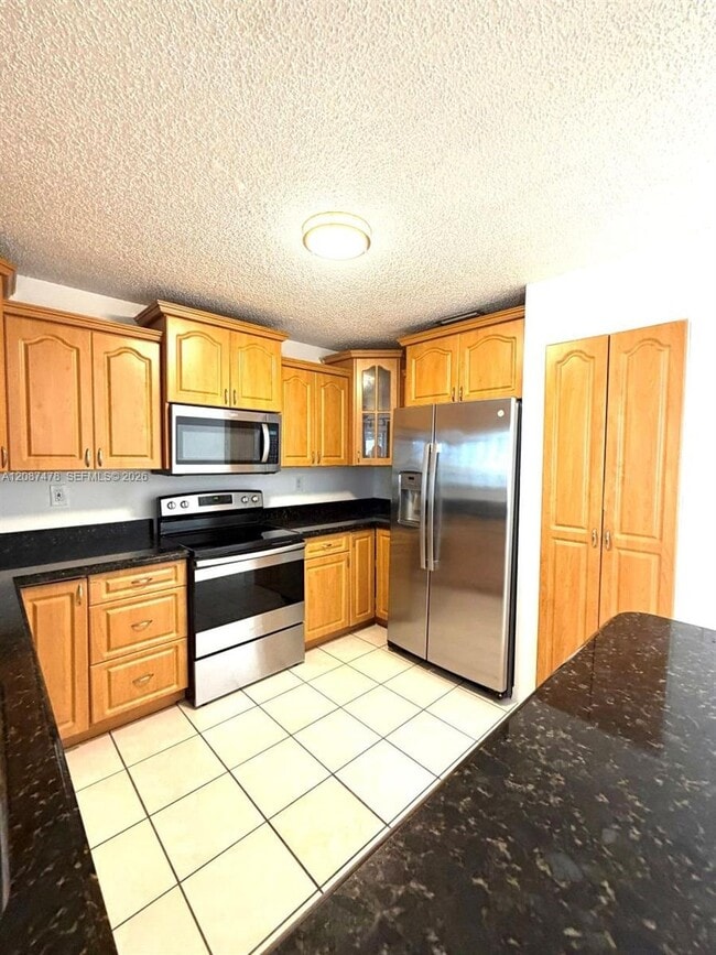 Building Photo - 17969 SW 140th Ct