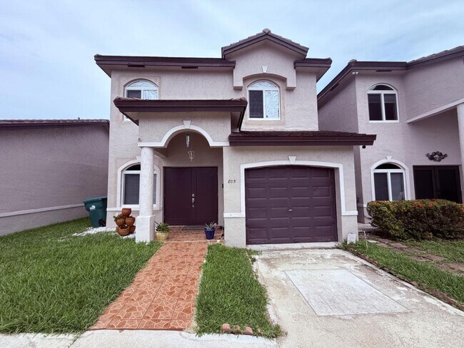Foto del edificio - 8431 NW 188th Terrace