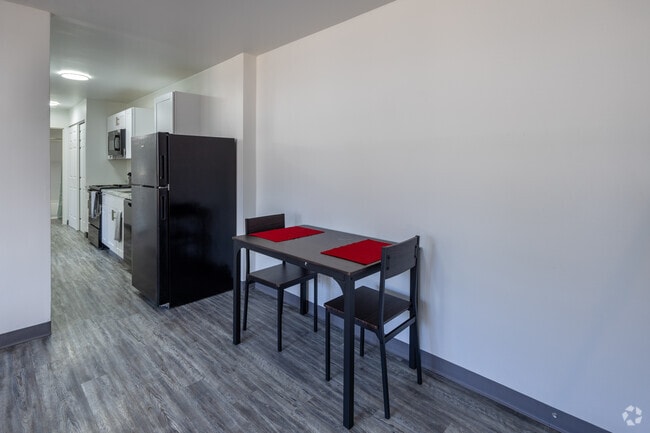 2BR, 1BA - 765SF - Model - Dining Room - West Liberty Point
