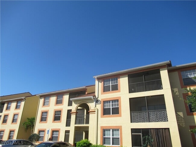 Foto del edificio - 7965 Preserve Cir