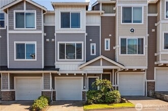 Building Photo - 15720 Manor Way