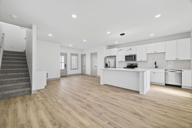 Foto del edificio - 422 E Cottage Grove Ave