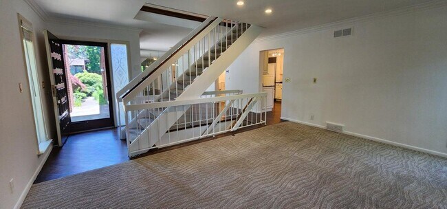 Foto del edificio - 29 Blair Ln