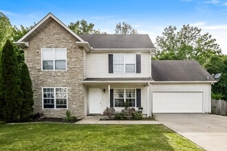 Building Photo - 145 Lyndhurst Dr
