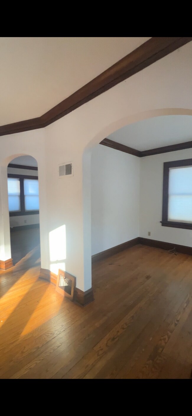 Foto del edificio - 2502 Kendall Ave