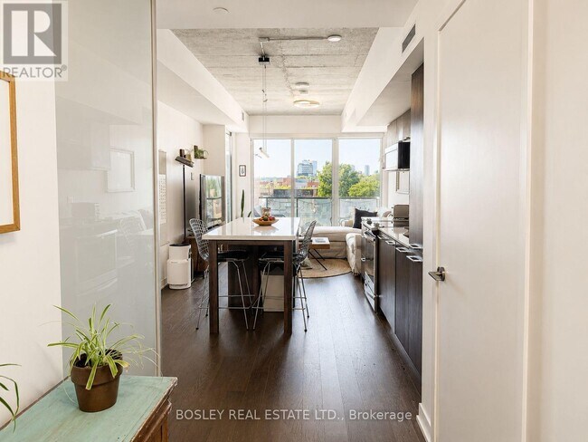 Building Photo - 30 Baseball Pl