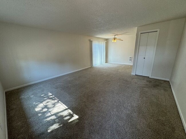 Foto del edificio - 4828 Buffalo Dr SE