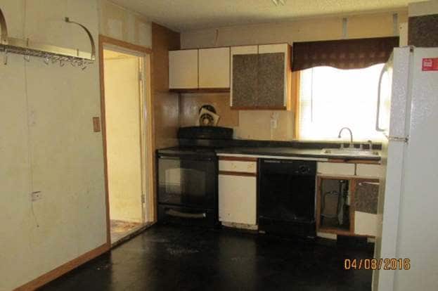 Building Photo - 18 Blueberry Ln