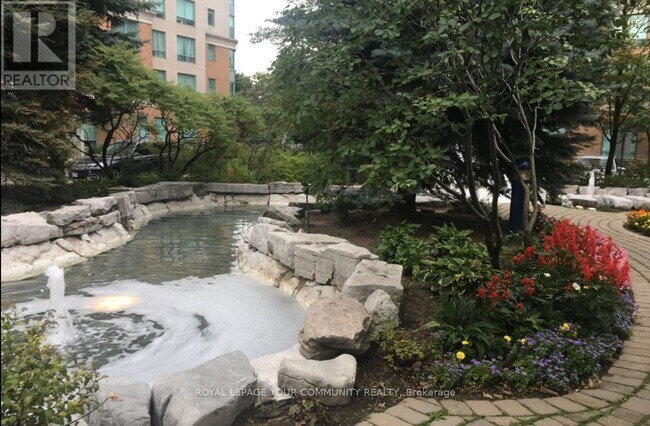 Photo du bâtiment - 125 Omni Dr