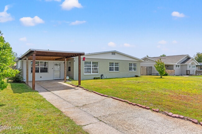Foto del edificio - 1914 Clay Ave