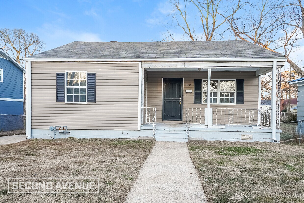 Foto principal - 1225 15th St SW