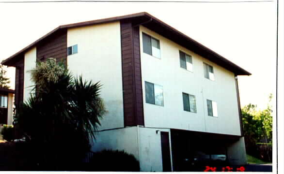 Foto del edificio - 145 Orleans Dr