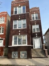 Building Photo - 1419 S Tripp Ave