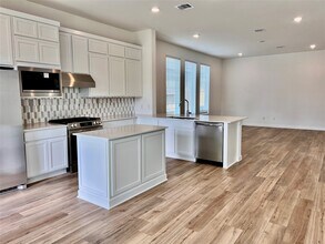 Building Photo - 8326 Boundary Waters Dr