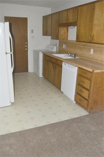 Foto del edificio - 909 Dryden Ave
