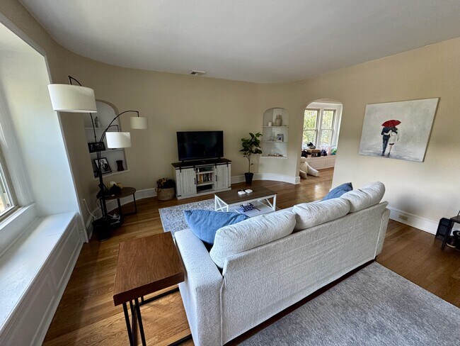 Sala de estar - 638 Taylor Ave