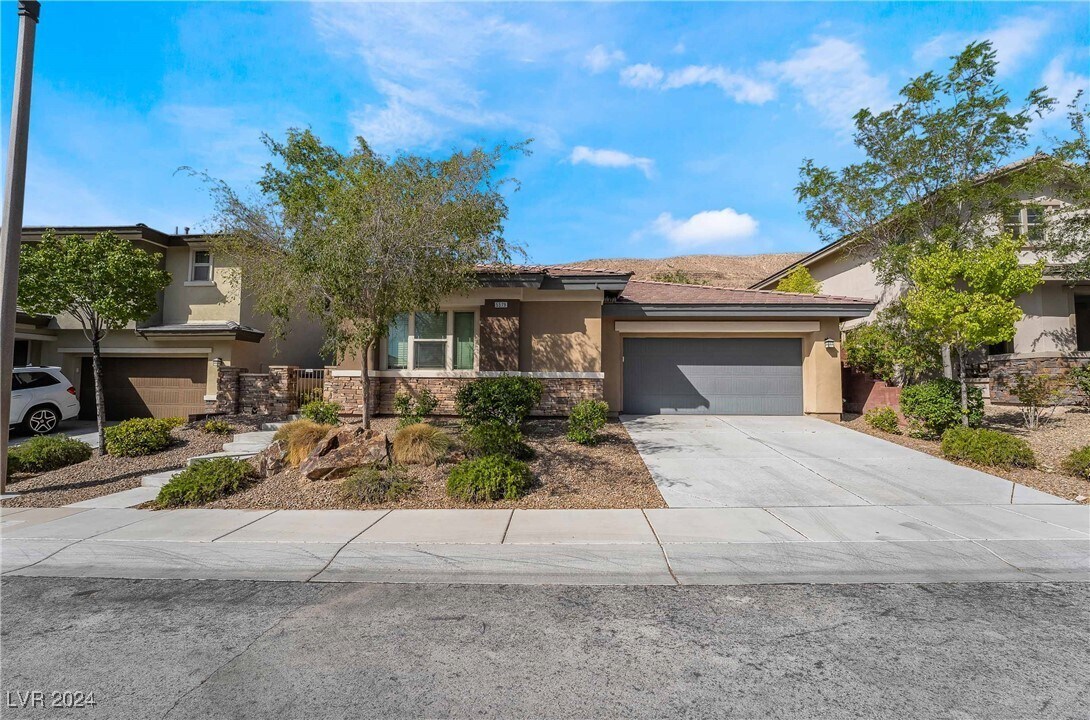 Foto principal - 5579 Bethany Bend Dr