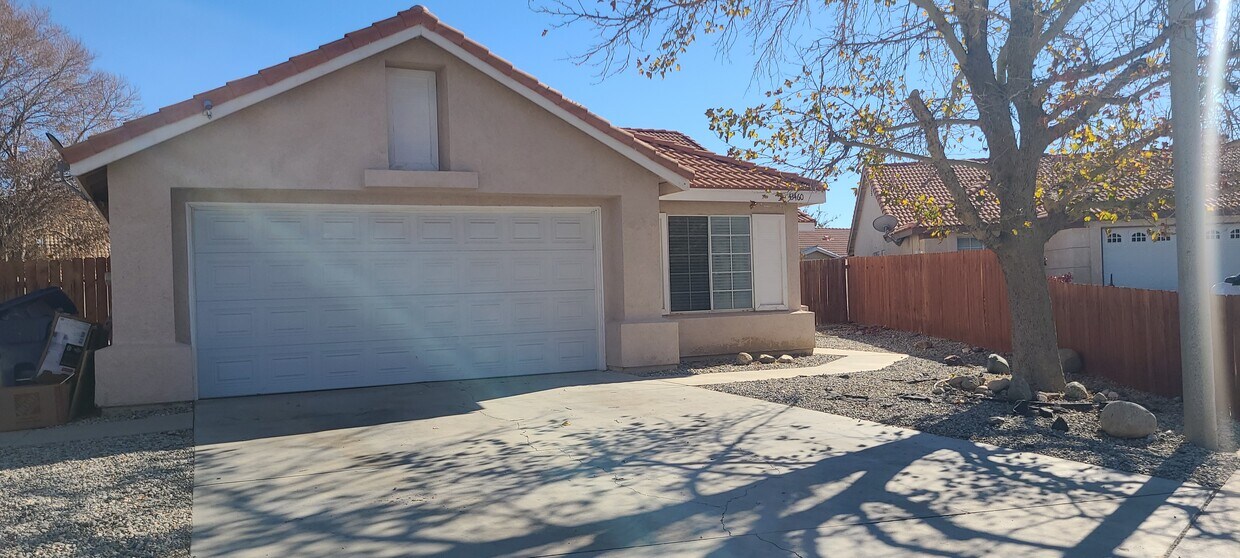 43460 Urbana Ln, Lancaster, CA 93535 House Rental in Lancaster, CA