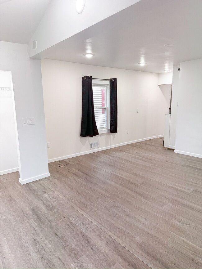 Foto del edificio - 613 Oakland Ave