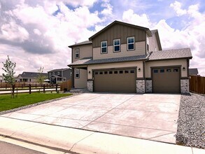 Building Photo - 5607 Shady Oaks Dr