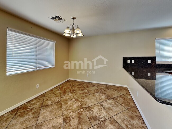 Foto del edificio - 11308 W Hazelwood St