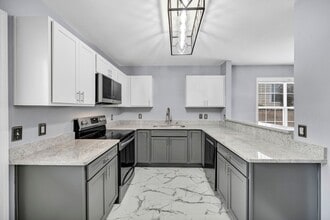 Building Photo - 120 W Horn Ct