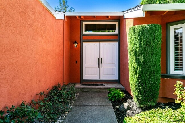 Building Photo - 14965 Dark Star Ct