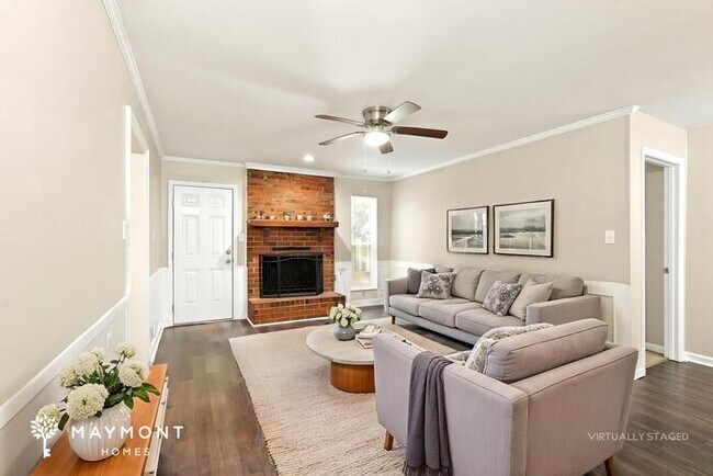 Foto del edificio - 357 Forest Ct