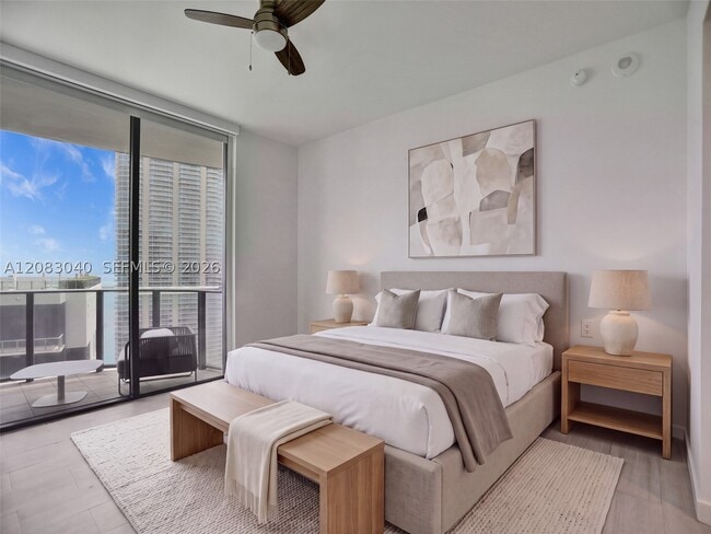 Building Photo - 1000 Brickell Ave