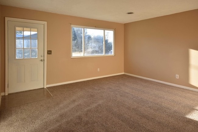 Building Photo - 2084 Caretta St
