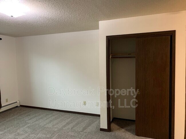 Foto del edificio - 3024-9 1/2 9 1/2 St N