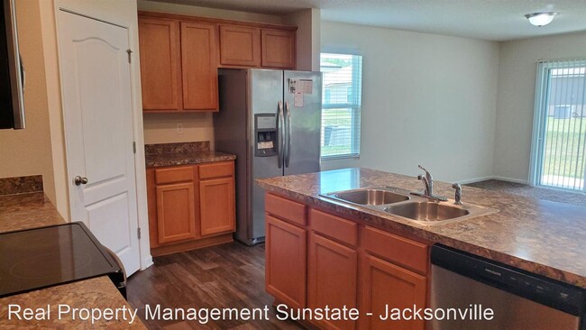 Building Photo - 4 br, 2 bath House - 9262 Bighorn Trl