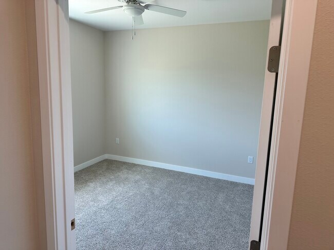 Foto del edificio - 2018 Maple St