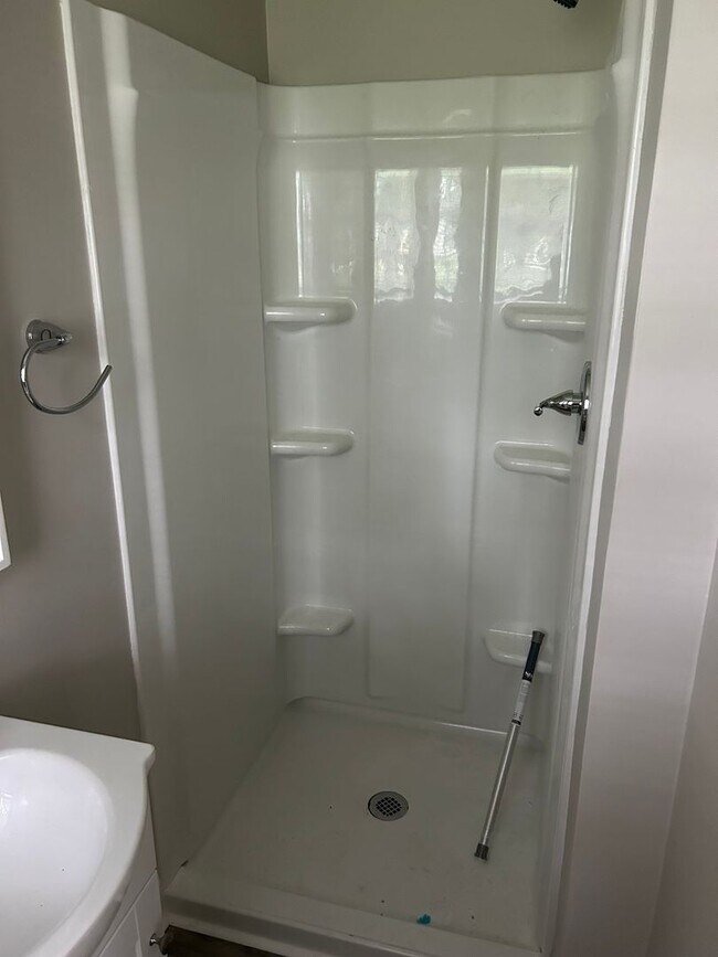 Foto del edificio - 3 bedroom, two bath home for rent